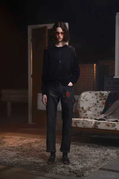 Look 34